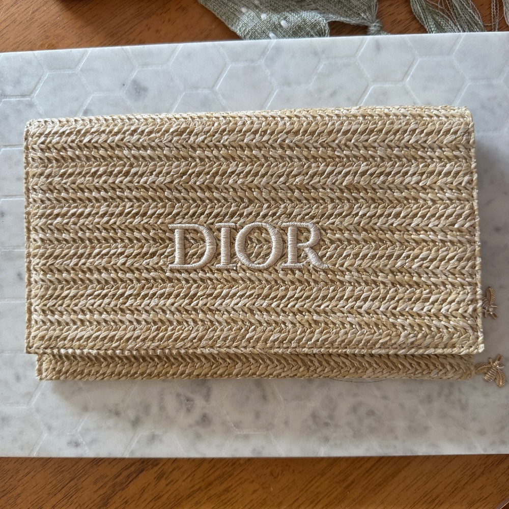 Clutch from Dior Beauty